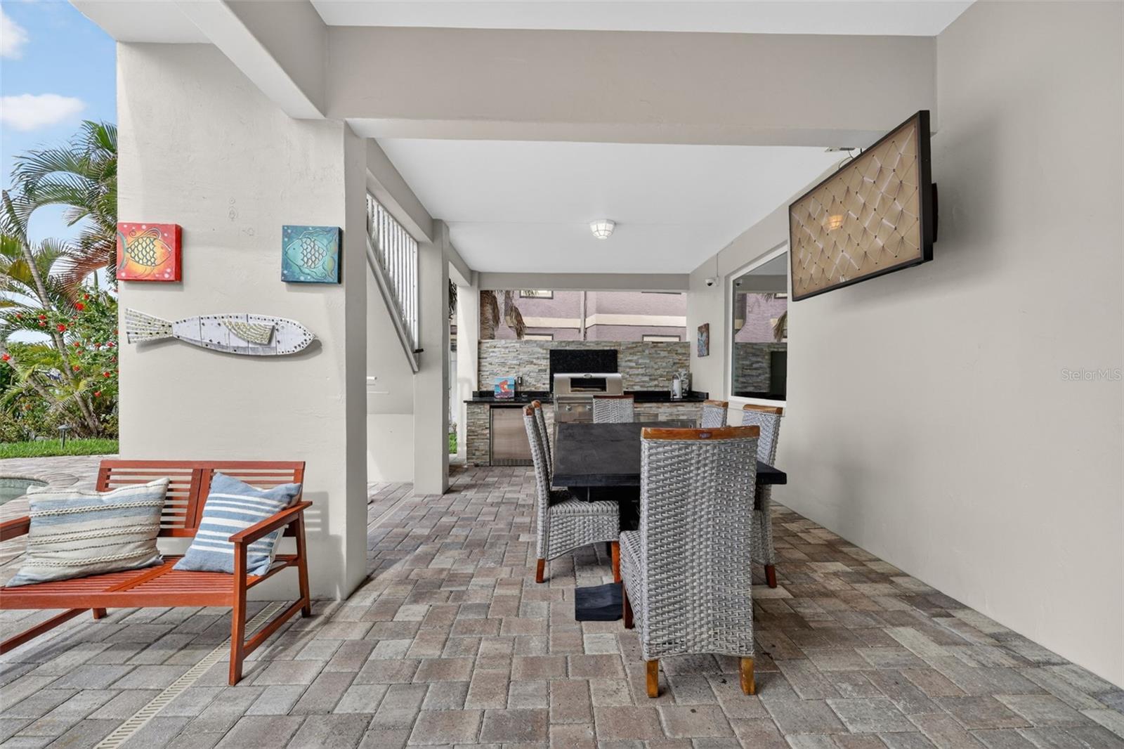 Image 10 of 96 For 13 Treasure Ln