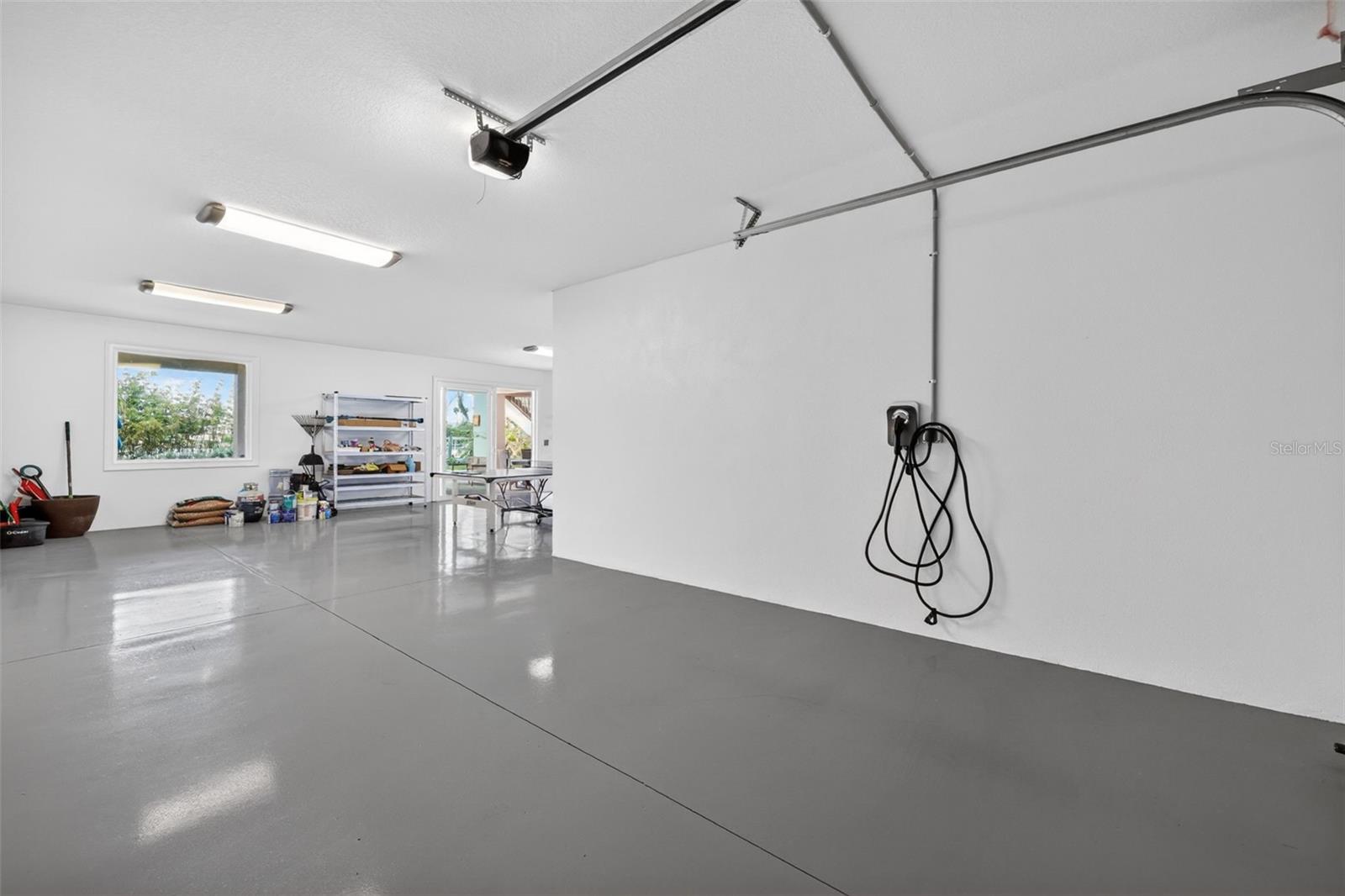 Image 12 of 96 For 13 Treasure Ln