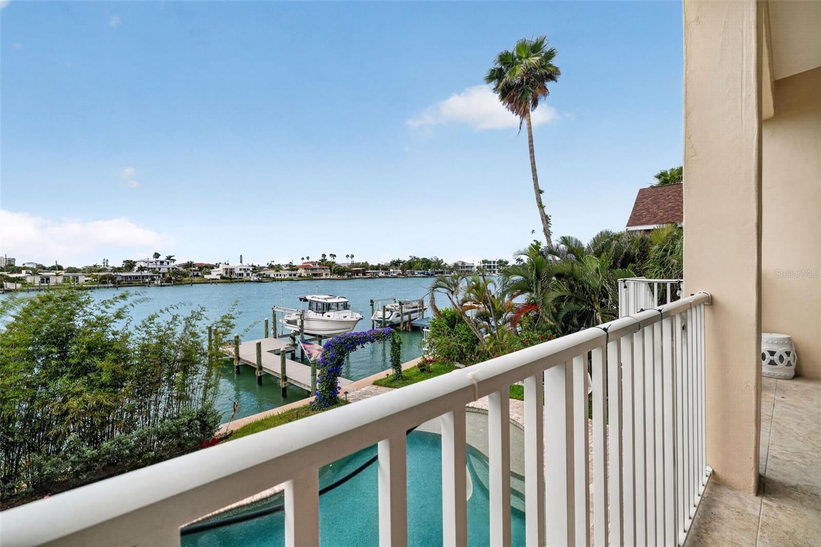 Image 34 of 96 For 13 Treasure Ln