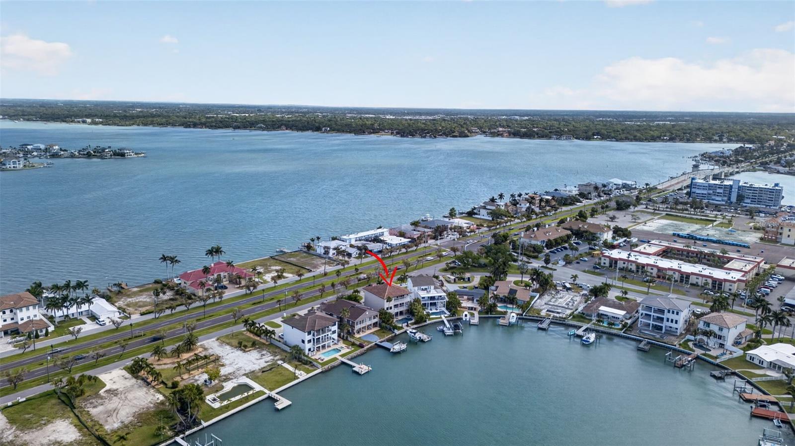 Image 49 of 96 For 13 Treasure Ln