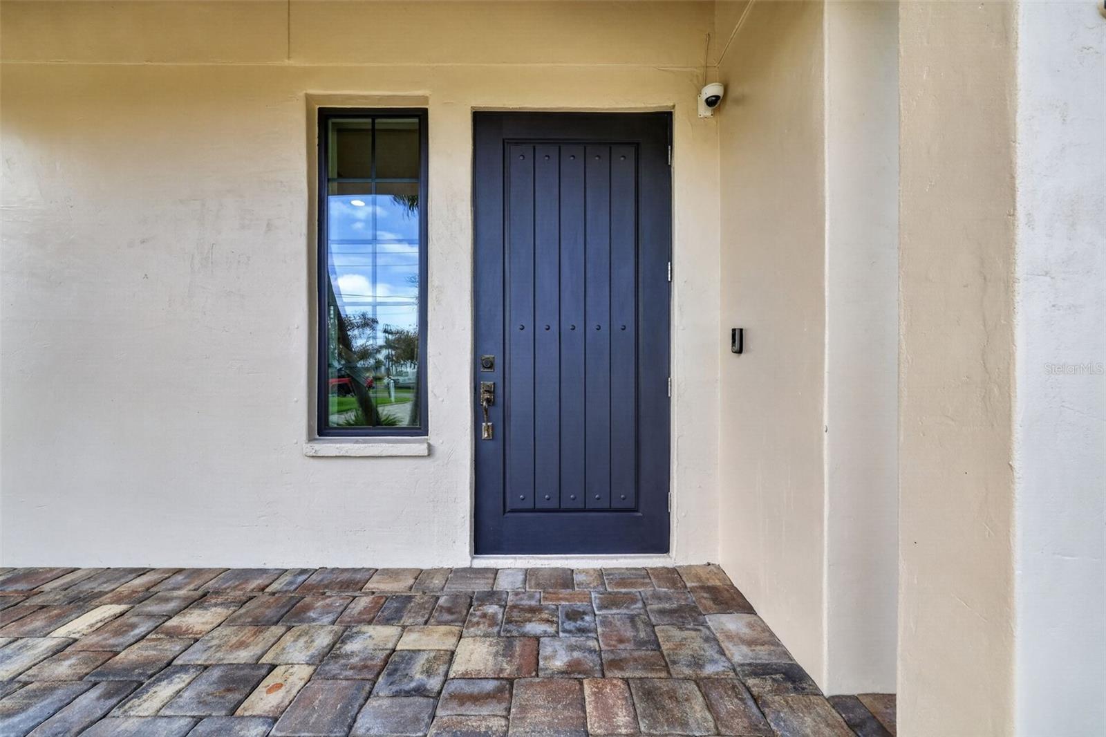 Image 5 of 96 For 13 Treasure Ln