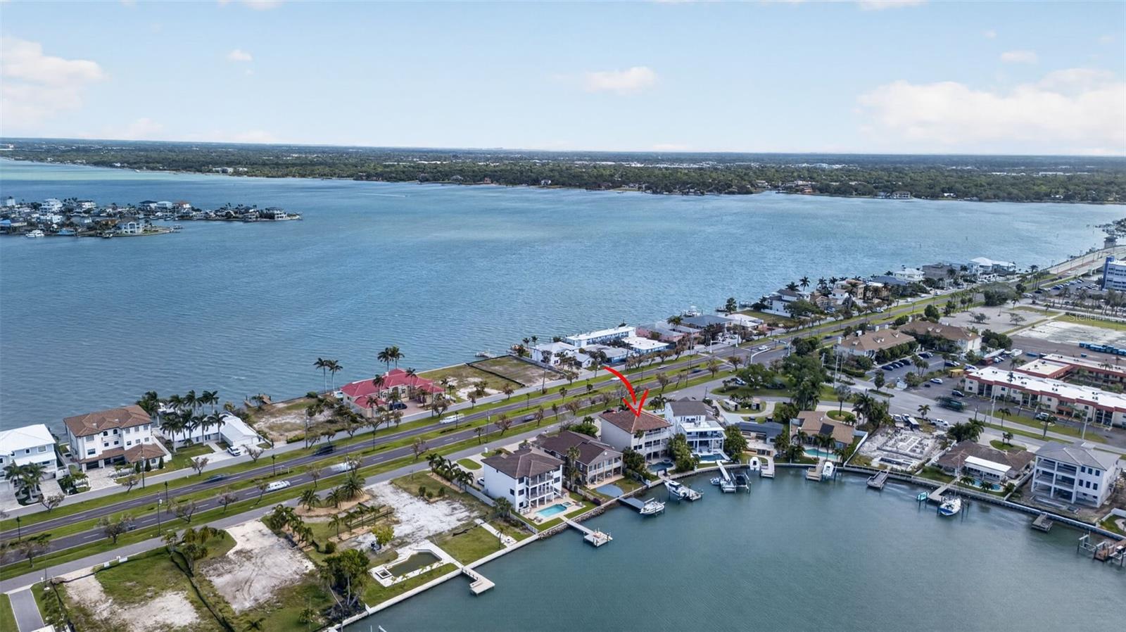 Image 50 of 96 For 13 Treasure Ln