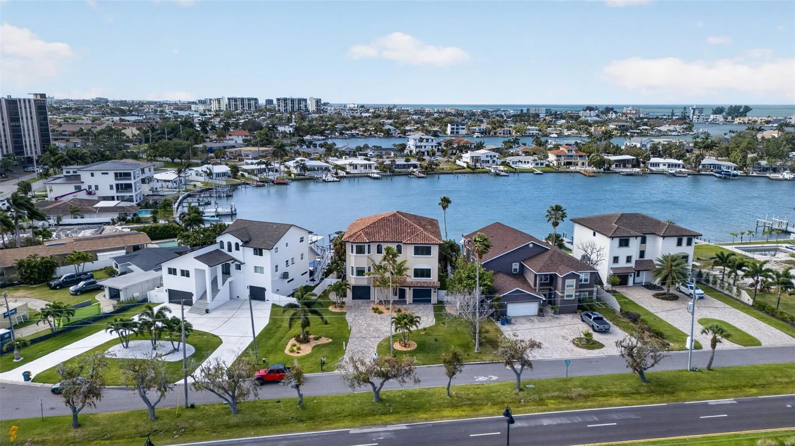 Image 53 of 96 For 13 Treasure Ln