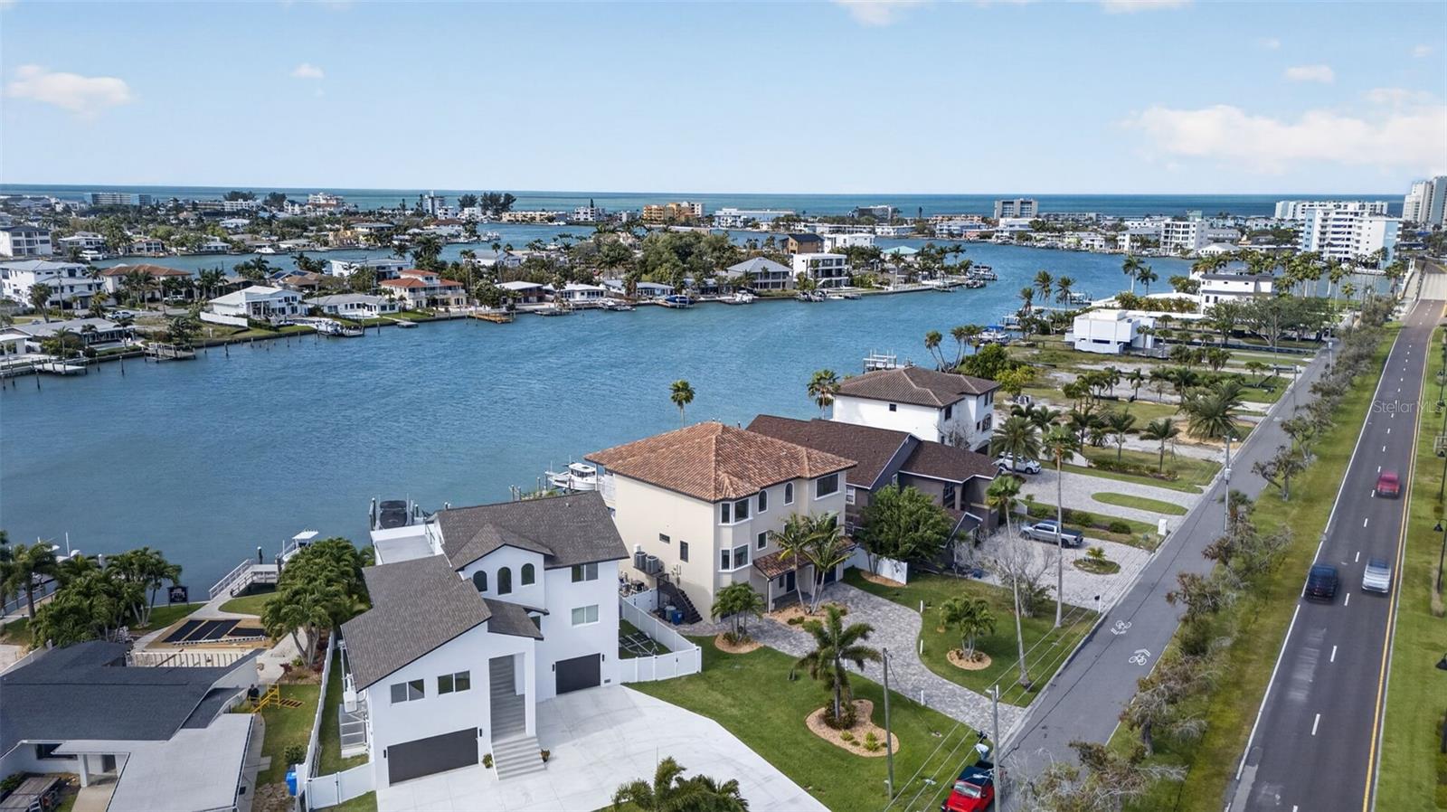 Image 54 of 96 For 13 Treasure Ln