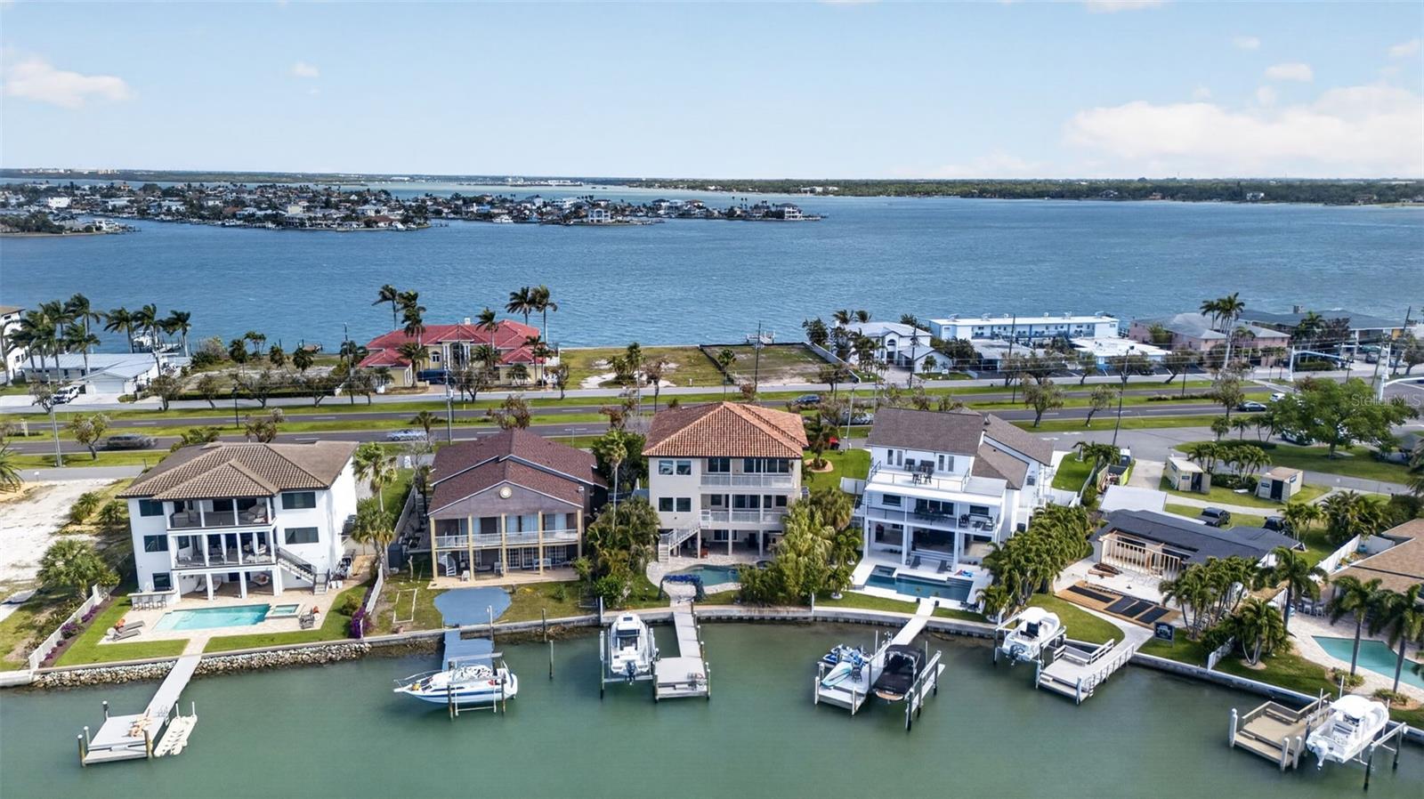 Image 56 of 96 For 13 Treasure Ln