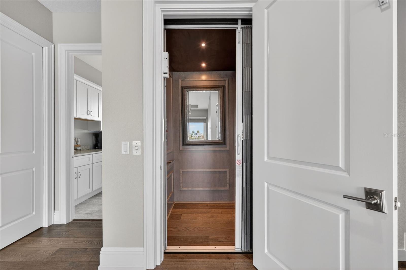 Image 66 of 96 For 13 Treasure Ln