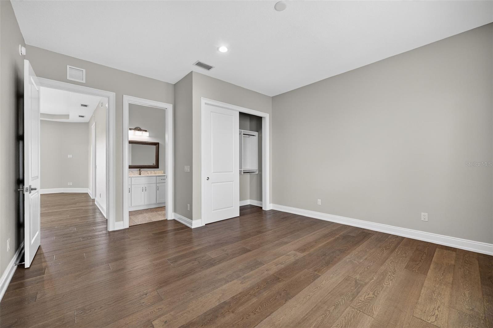 Image 72 of 96 For 13 Treasure Ln