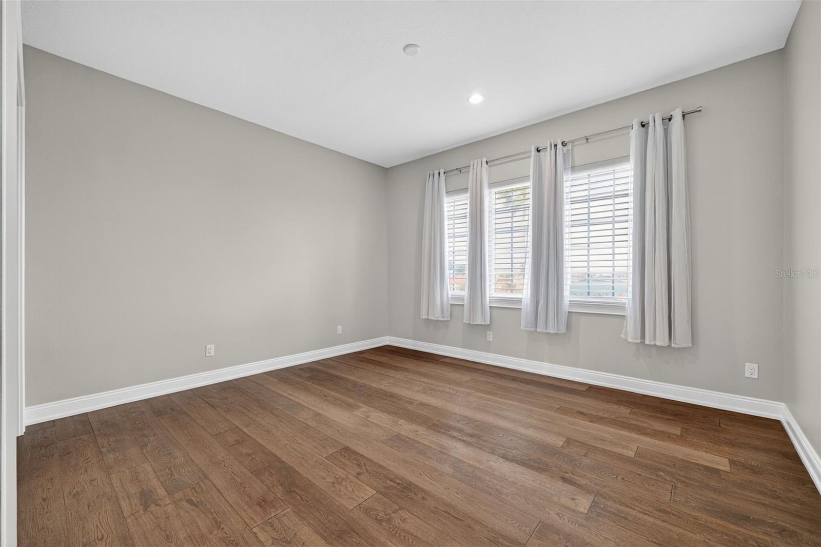 Image 73 of 96 For 13 Treasure Ln