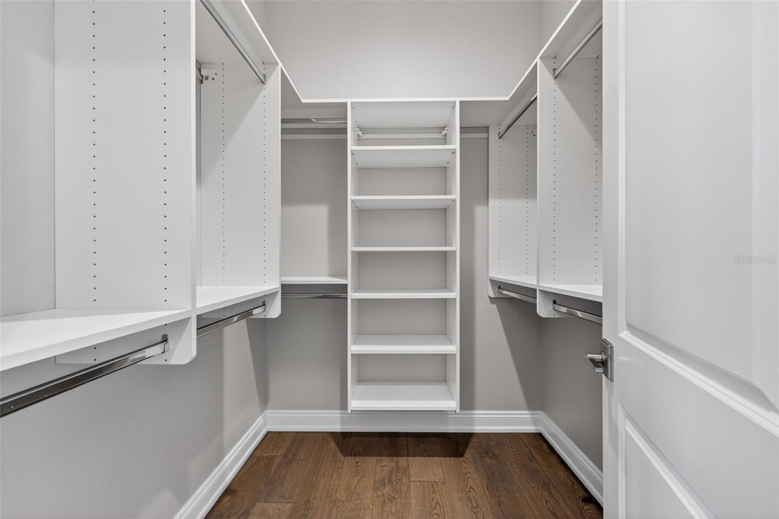 Image 76 of 96 For 13 Treasure Ln