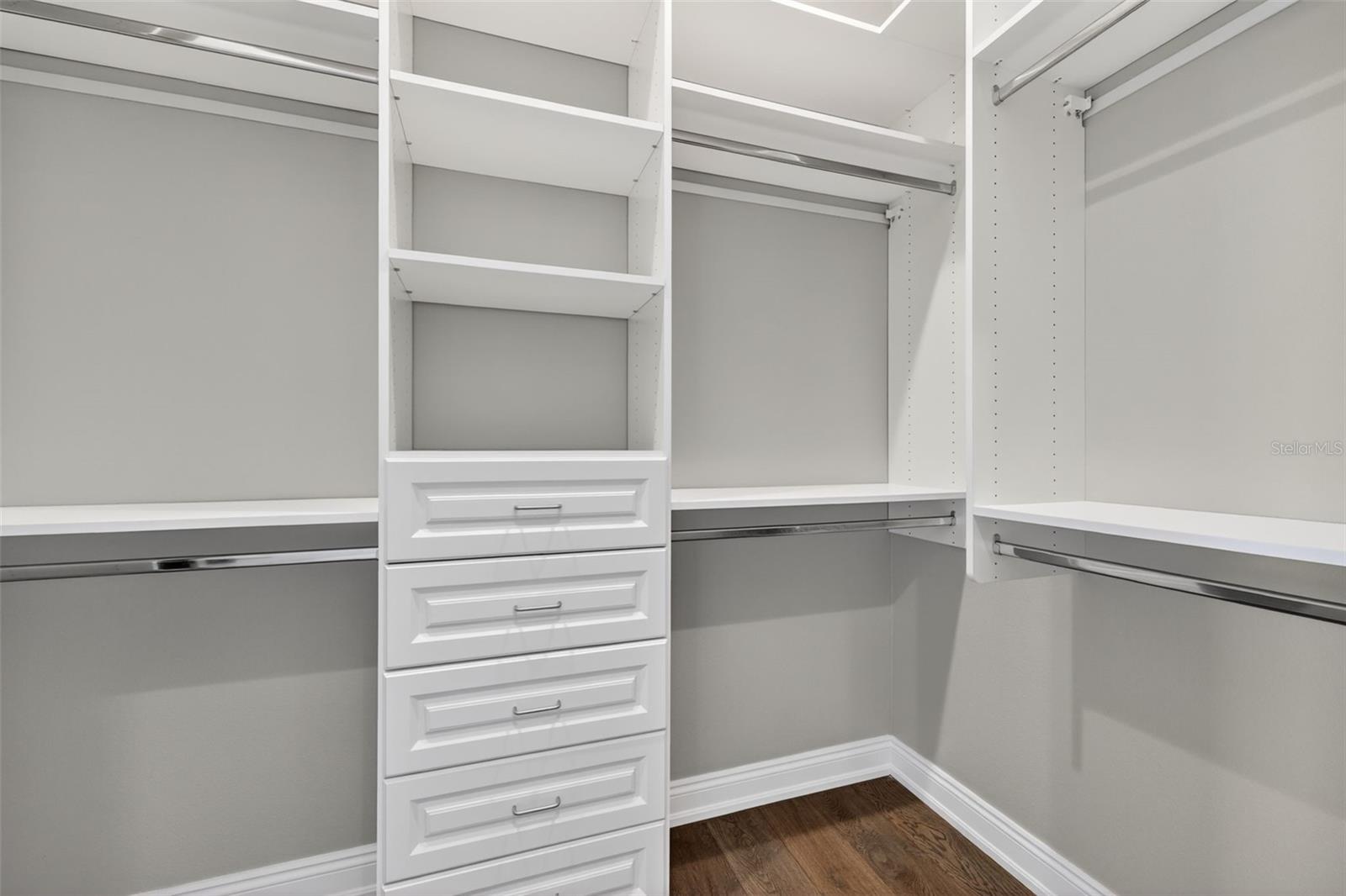 Image 92 of 96 For 13 Treasure Ln