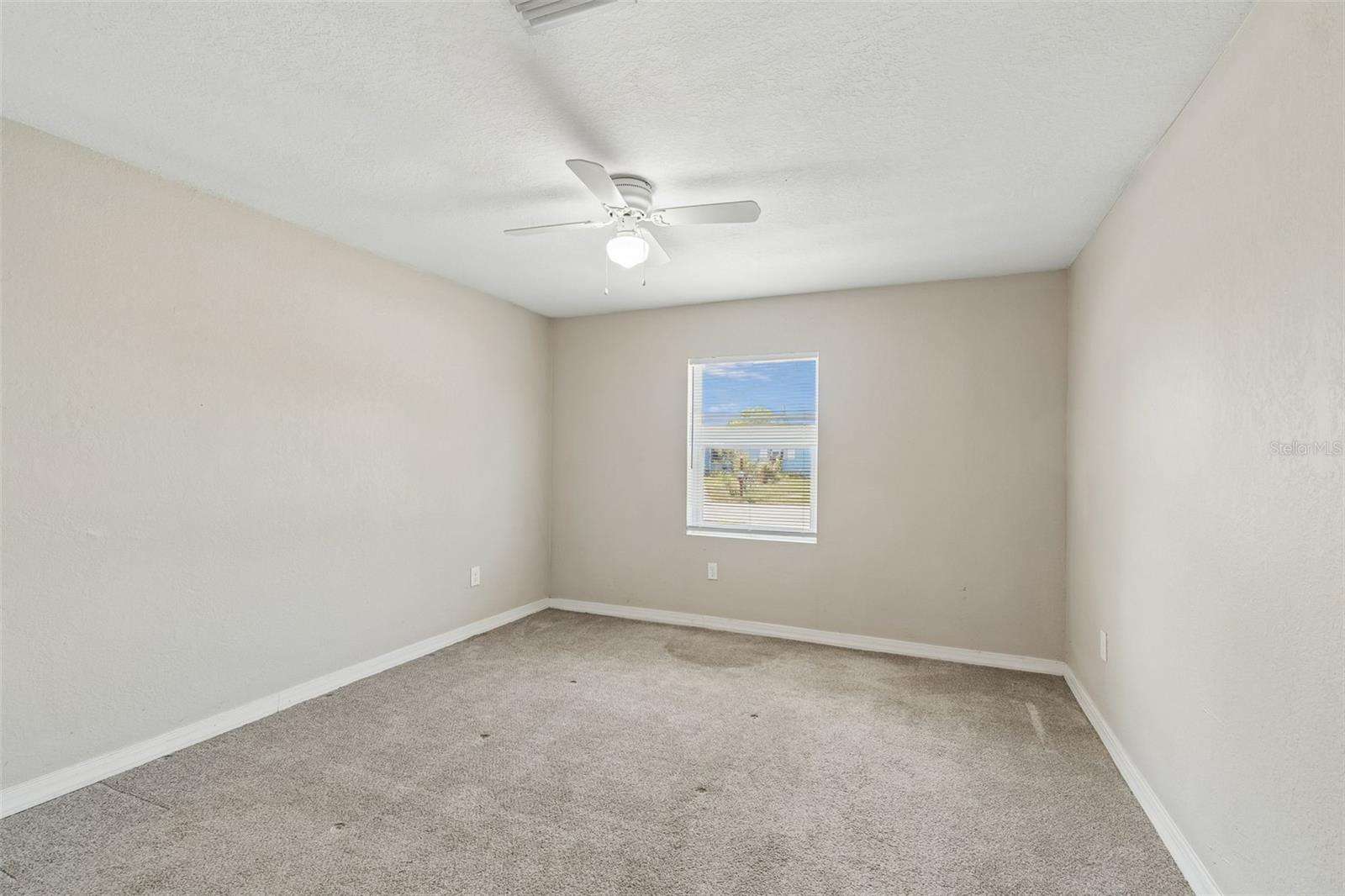 Image 12 of 28 For 11915 106th Street