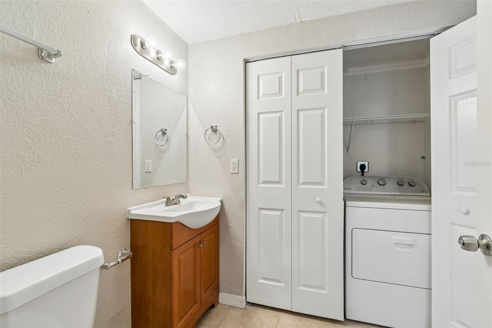 Image 17 of 28 For 11915 106th Street