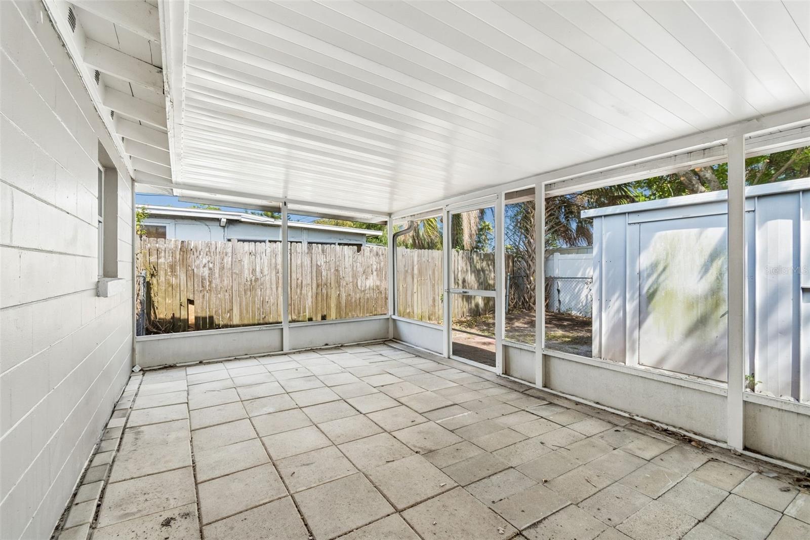 Image 24 of 28 For 11915 106th Street