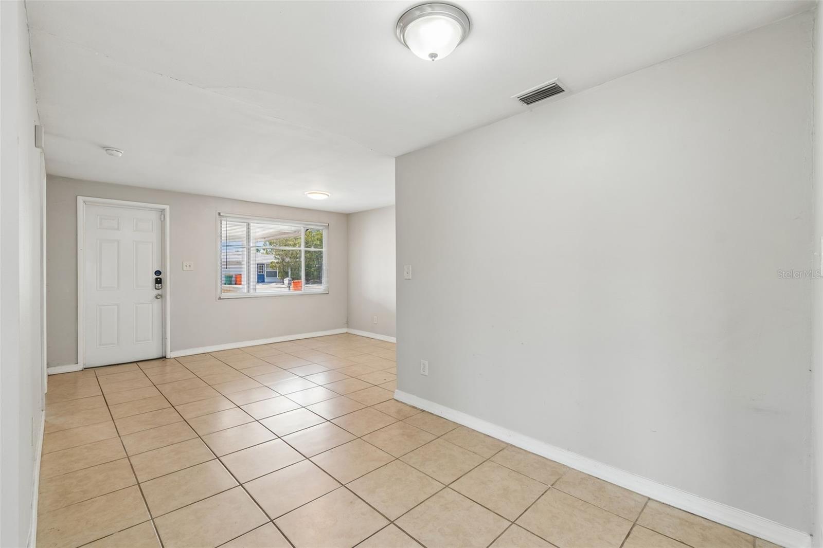 Image 6 of 28 For 11915 106th Street