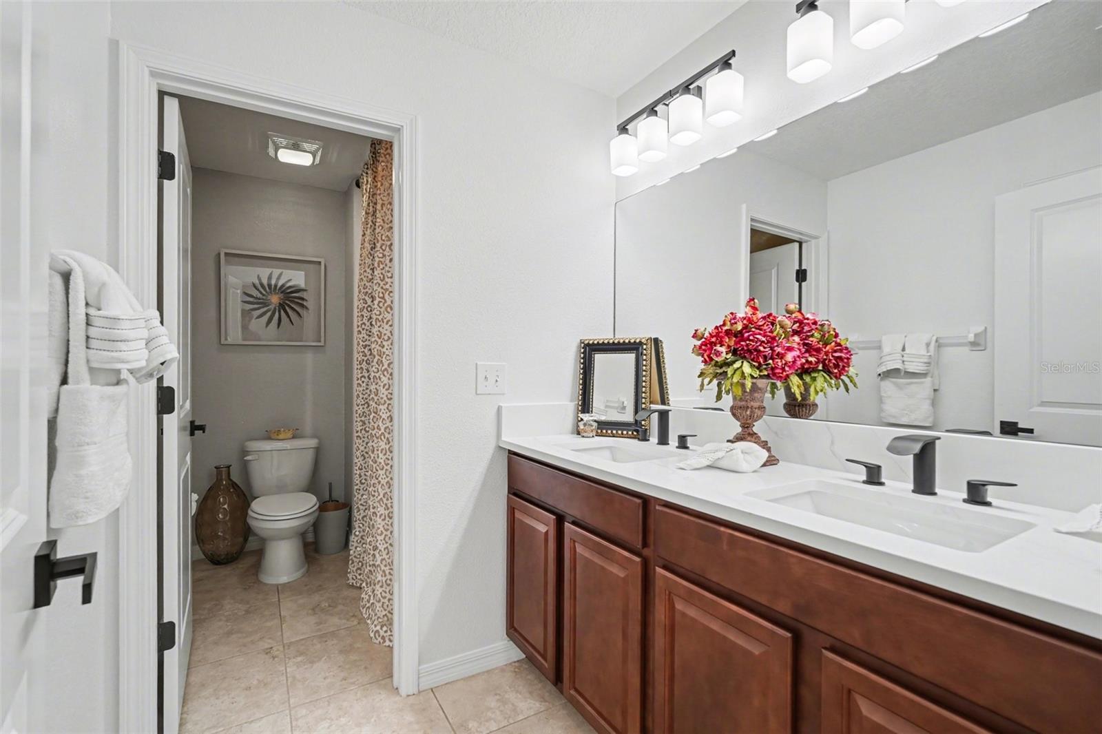 Image 37 of 52 For 8165 Faire Frost Lane