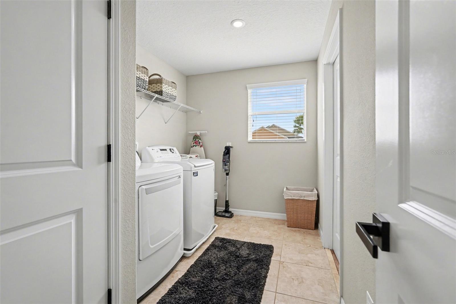 Image 39 of 52 For 8165 Faire Frost Lane