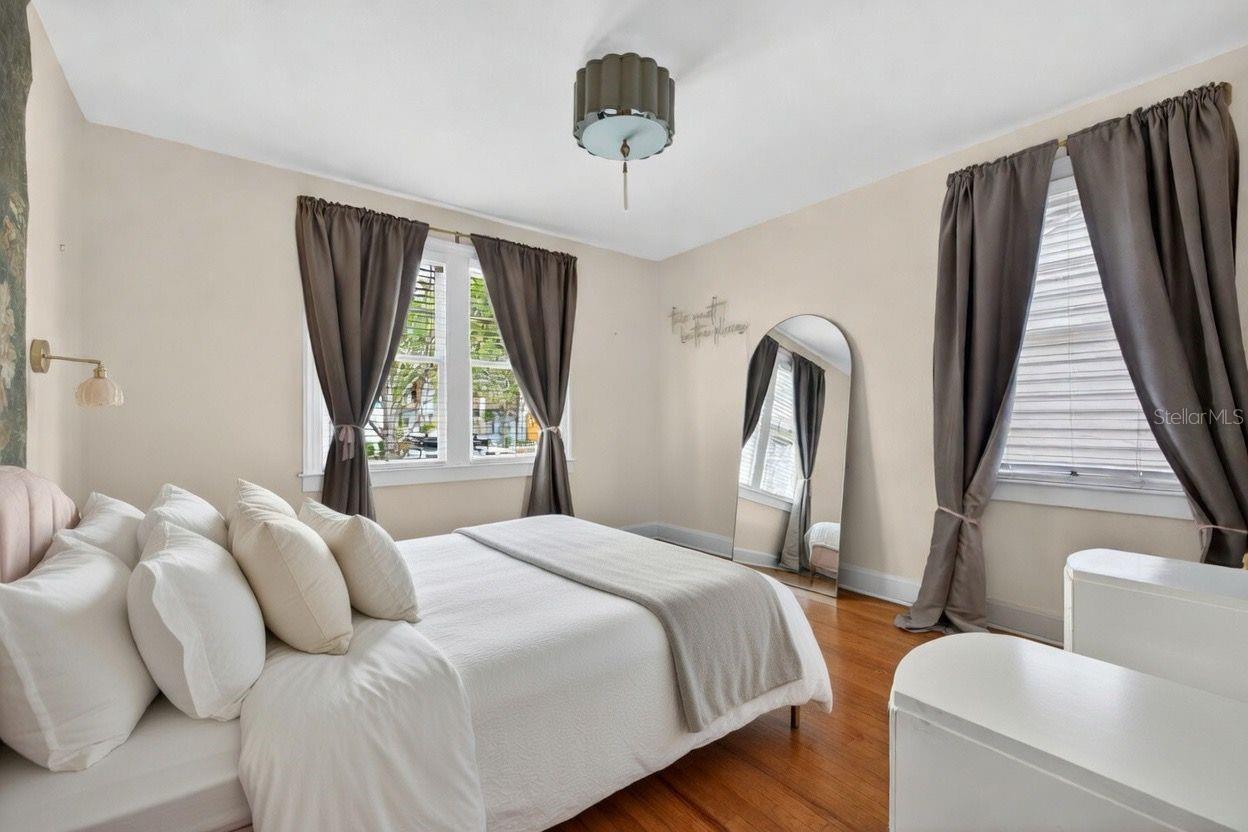 Image 11 of 19 For 2270 7th Avenue N