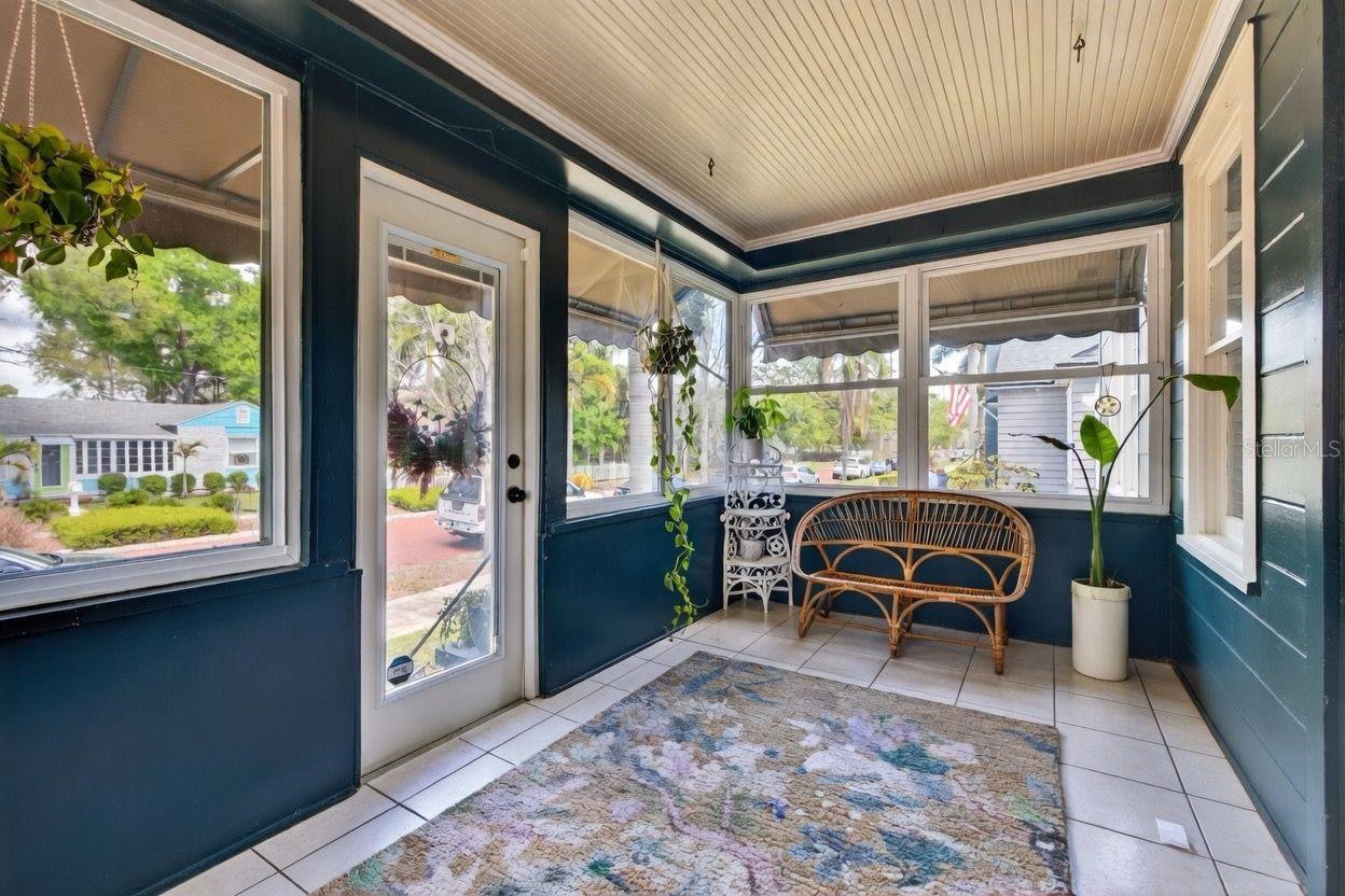 Image 5 of 19 For 2270 7th Avenue N