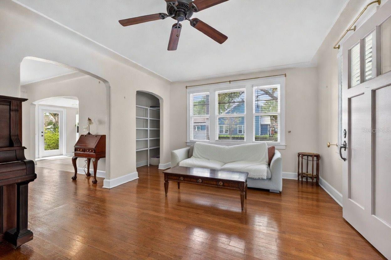 Image 6 of 19 For 2270 7th Avenue N