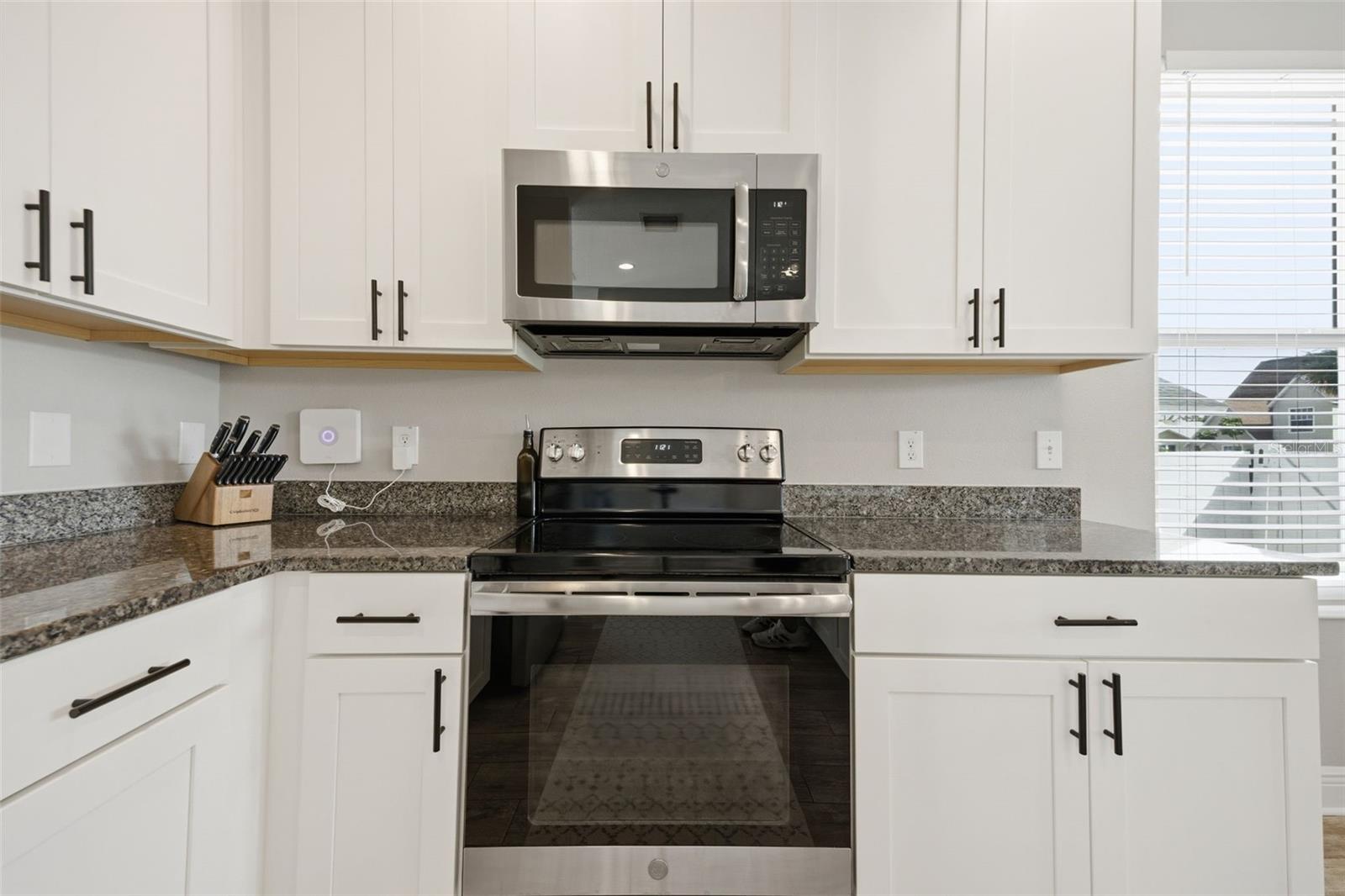 Image 12 of 43 For 3222 Prescott Street N