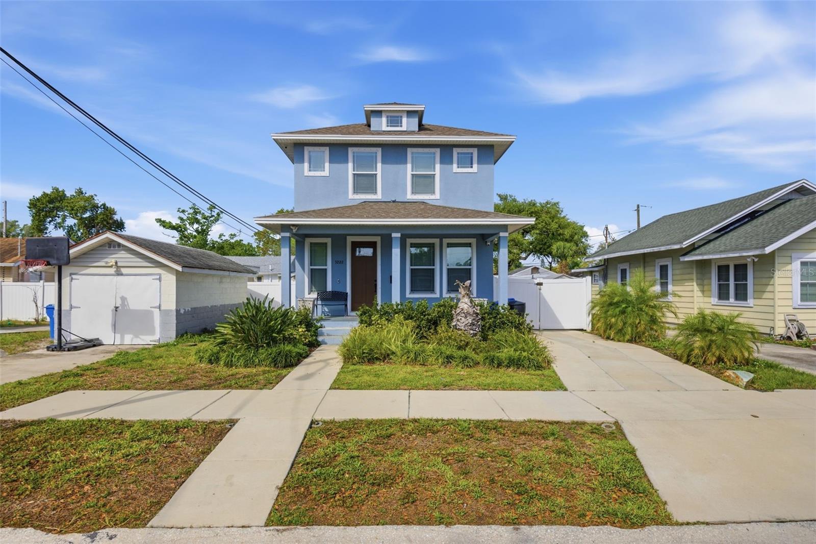 Image 2 of 43 For 3222 Prescott Street N