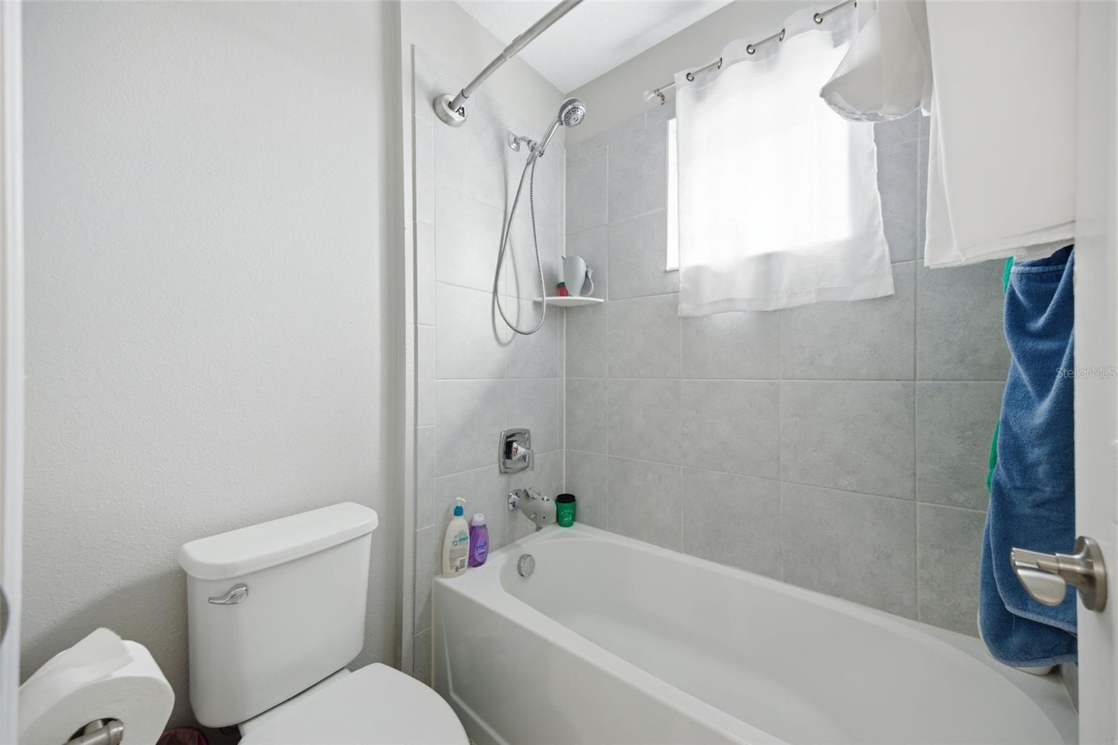 Image 30 of 43 For 3222 Prescott Street N