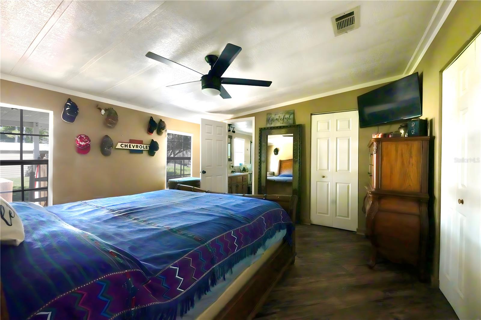 Image 17 of 26 For 7494 Gordon Loop