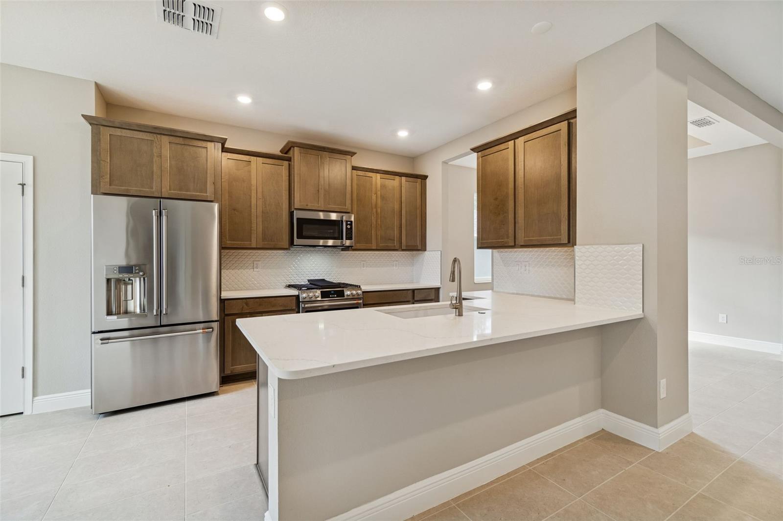 Listing photo id 2 for 19474 Lily Pond Court