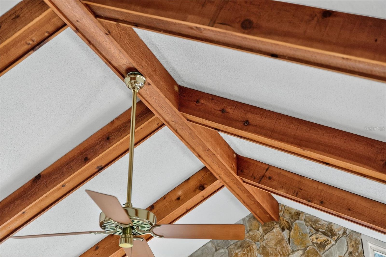 Image 19 of 75 For 1835 Serpentine Drive S