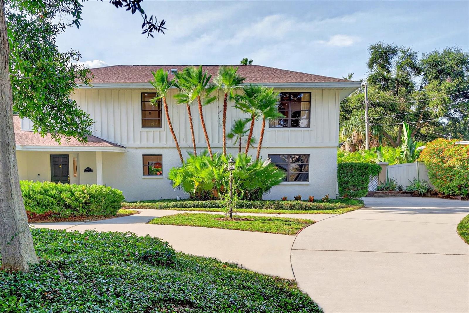 Image 2 of 75 For 1835 Serpentine Drive S