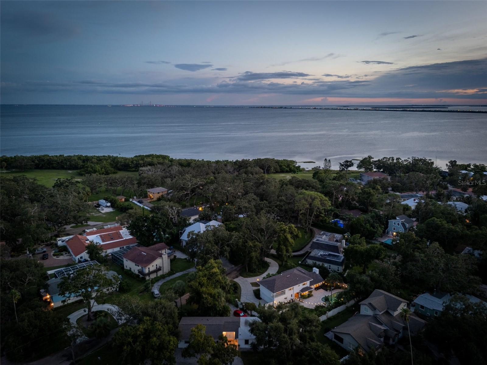 Image 4 of 75 For 1835 Serpentine Drive S