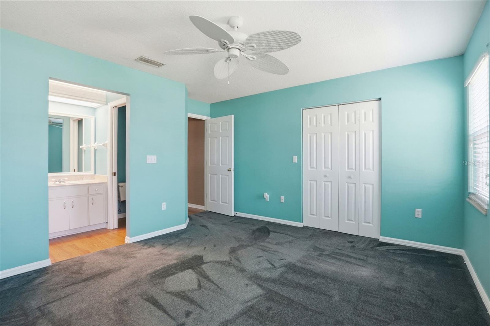 Image 17 of 31 For 37443 Redberry Court