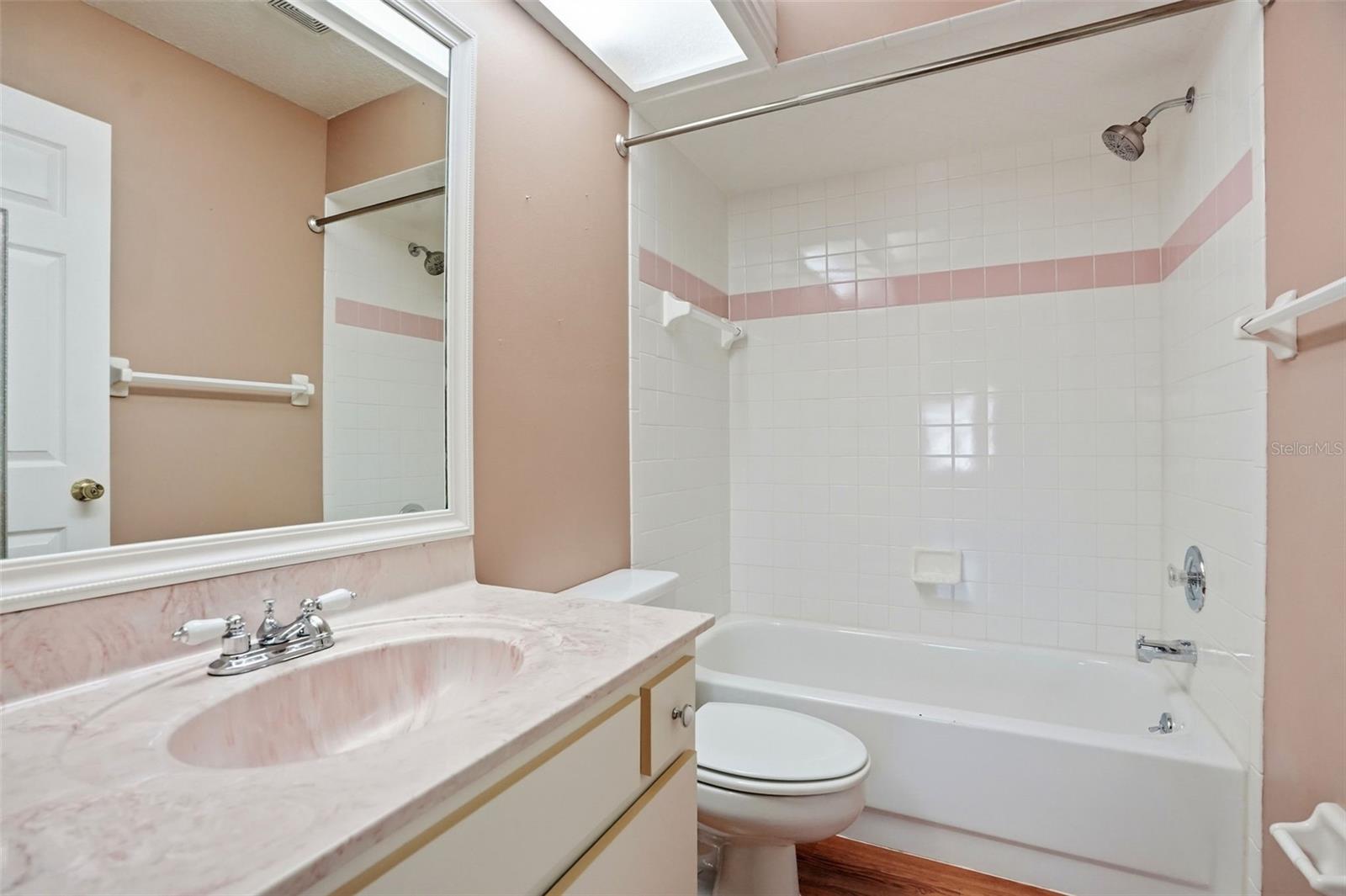 Image 19 of 31 For 37443 Redberry Court