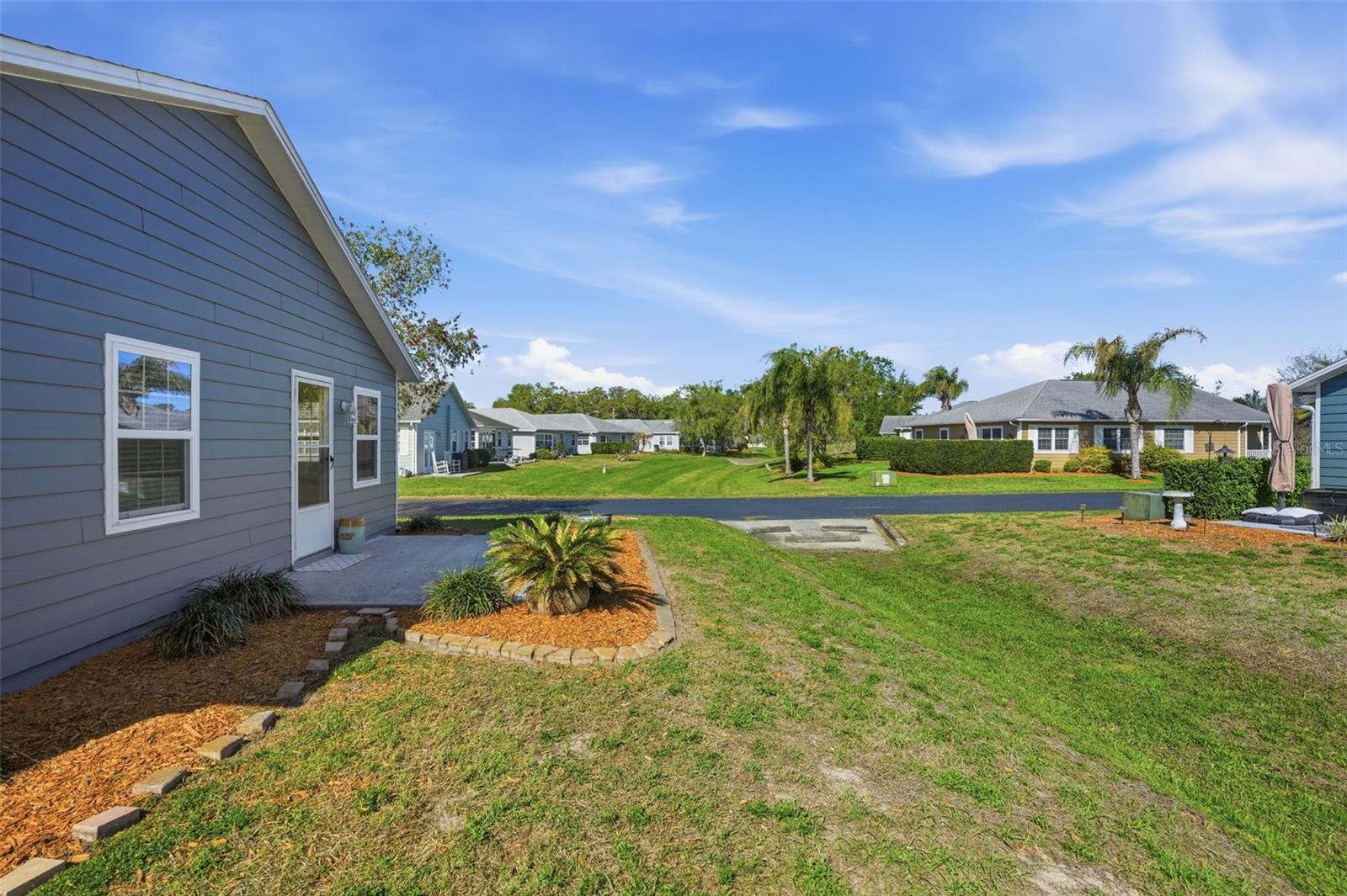 Image 22 of 31 For 37443 Redberry Court