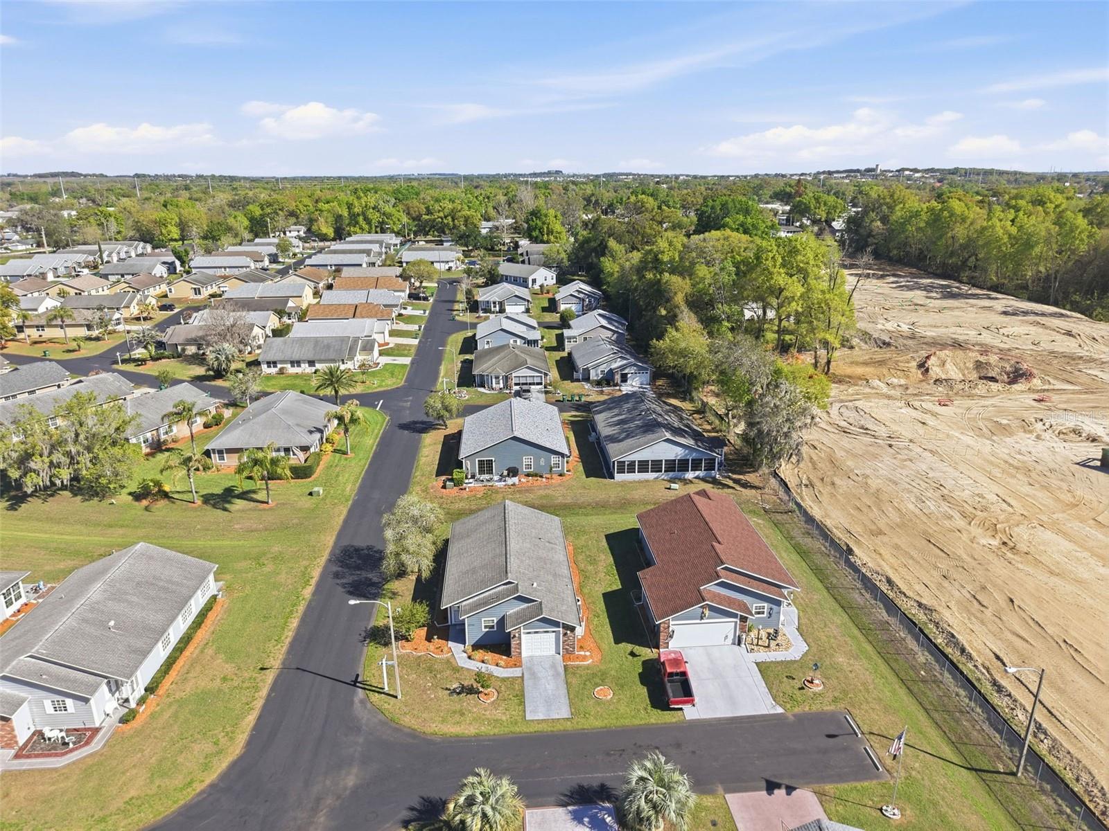 Image 23 of 31 For 37443 Redberry Court