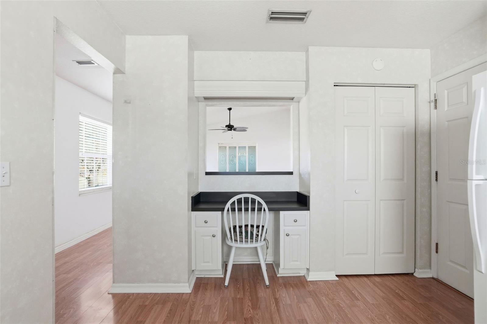 Image 7 of 31 For 37443 Redberry Court