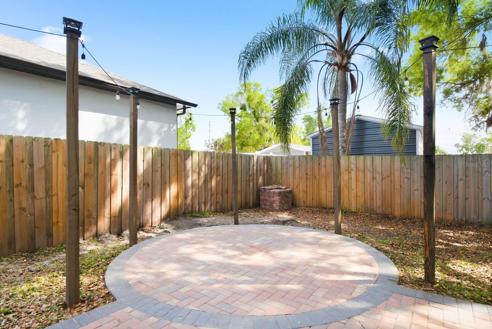 Image 36 of 45 For 2204 Howard Lane