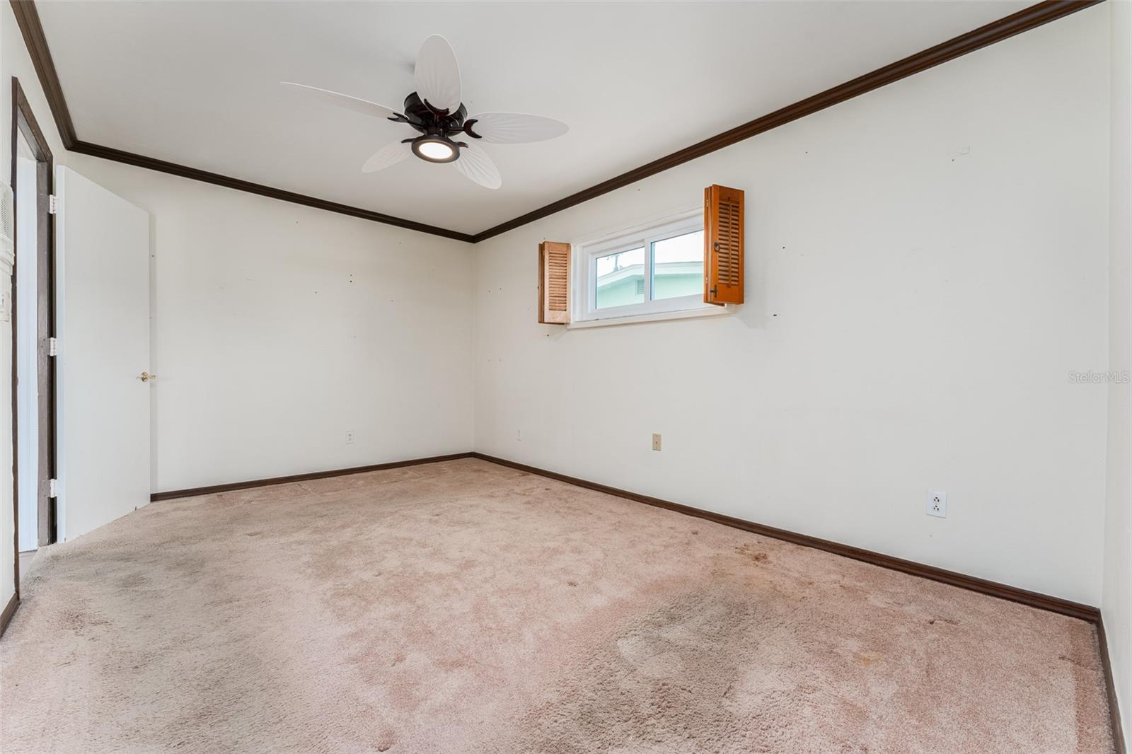 Image 18 of 41 For 2203 Vina Del Mar Boulevard