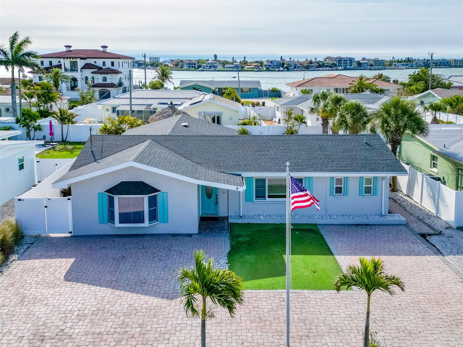 Image 3 of 41 For 2203 Vina Del Mar Boulevard