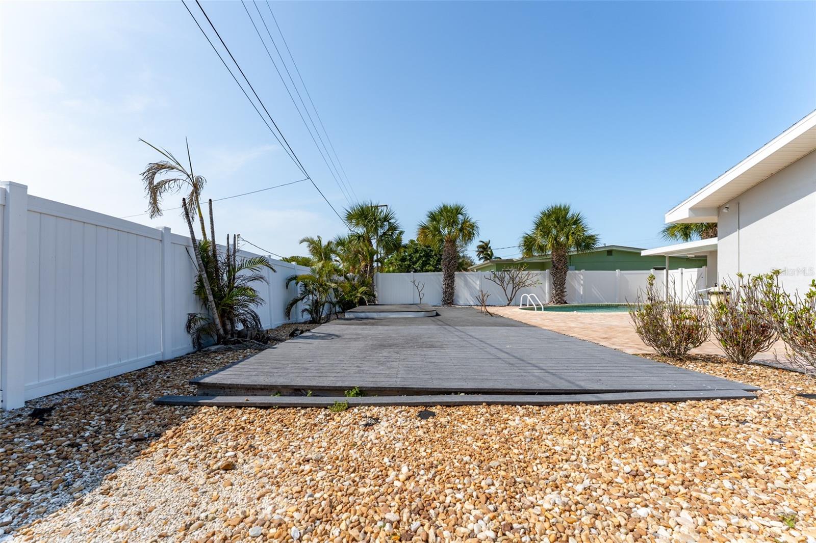 Image 32 of 41 For 2203 Vina Del Mar Boulevard