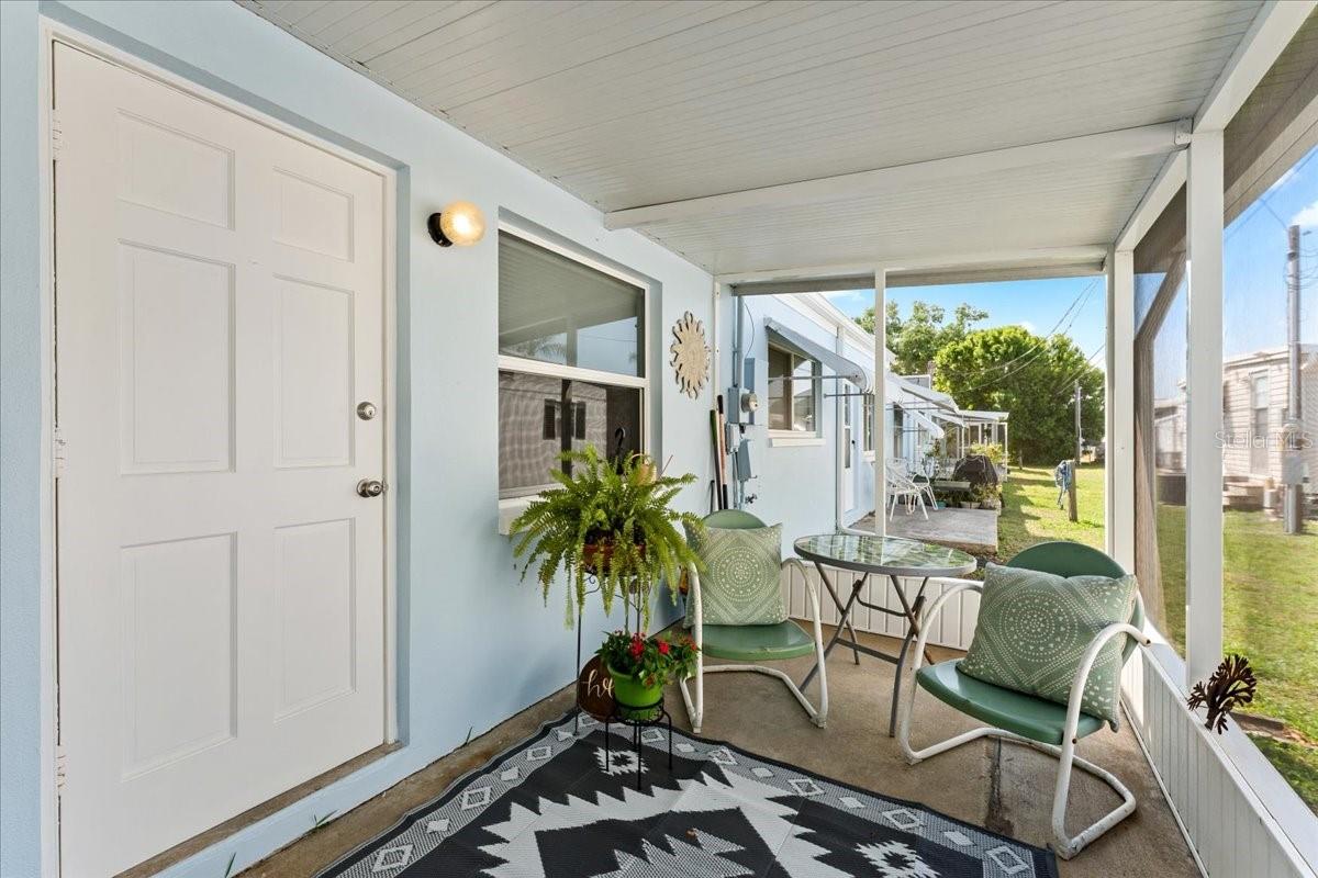 Image 28 of 35 For 266 Sky Loch Drive W