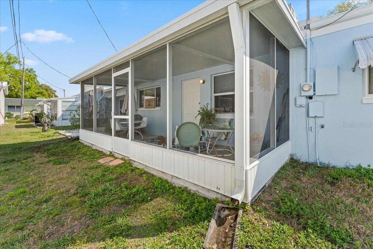 Image 30 of 35 For 266 Sky Loch Drive W