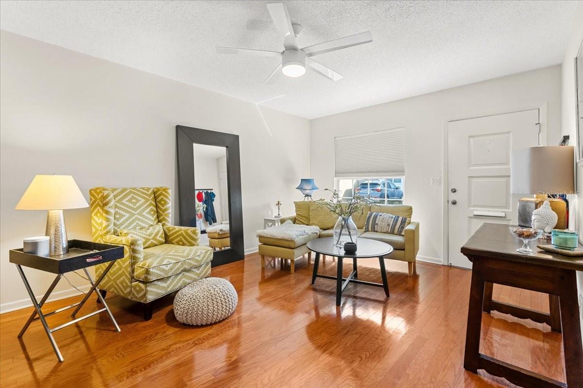 Image 4 of 35 For 266 Sky Loch Drive W