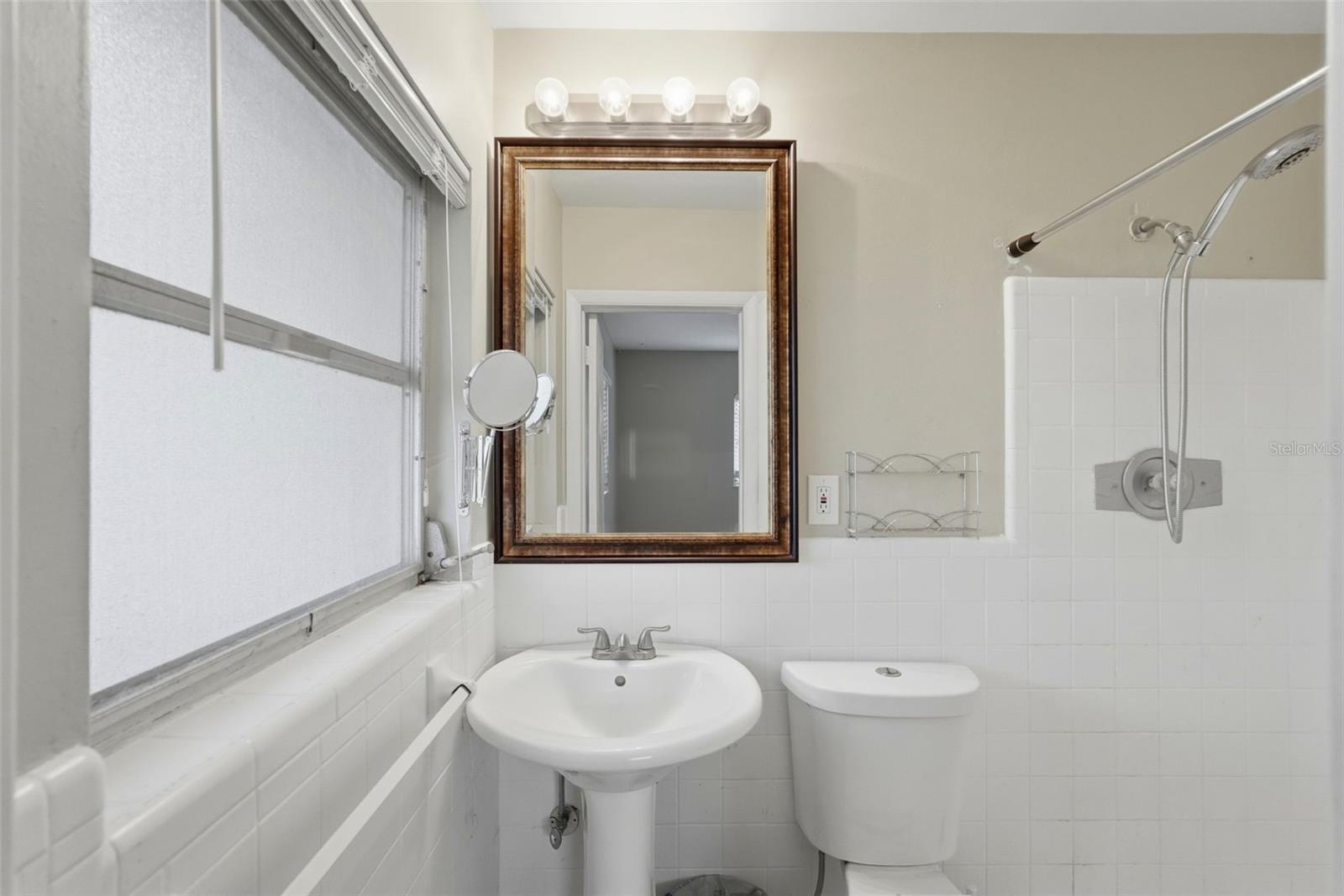 Image 17 of 23 For 2371 Indigo Drive