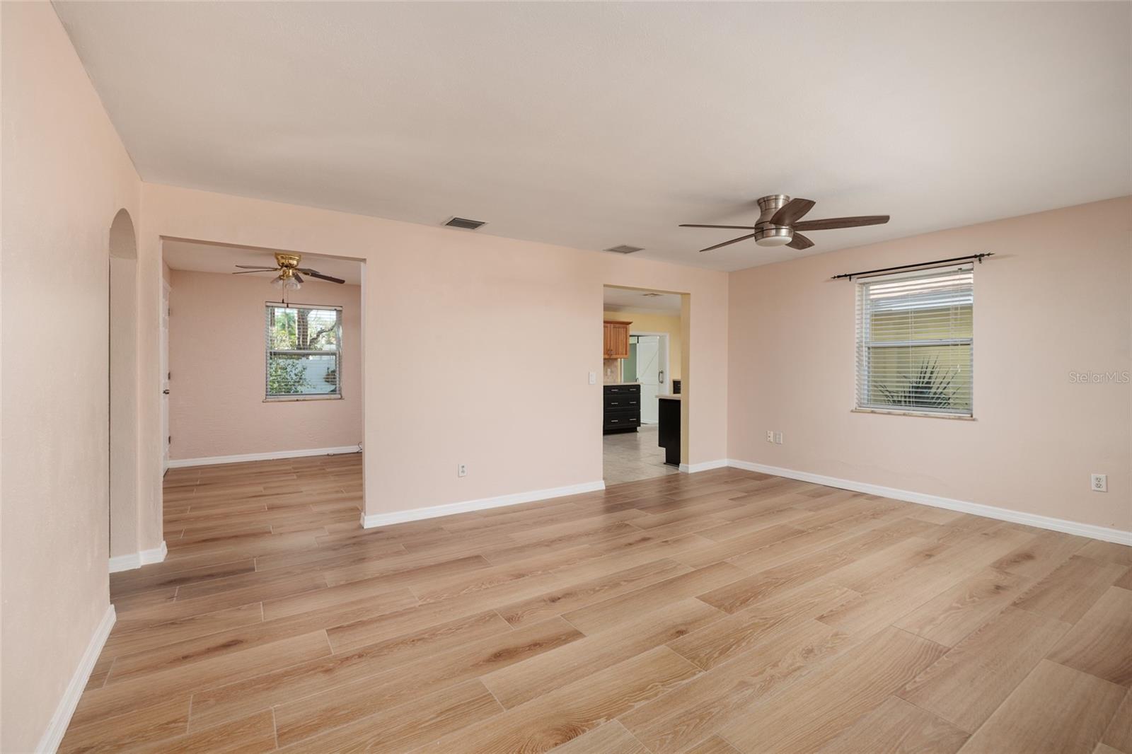 Image 10 of 46 For 4804 29th Avenue S