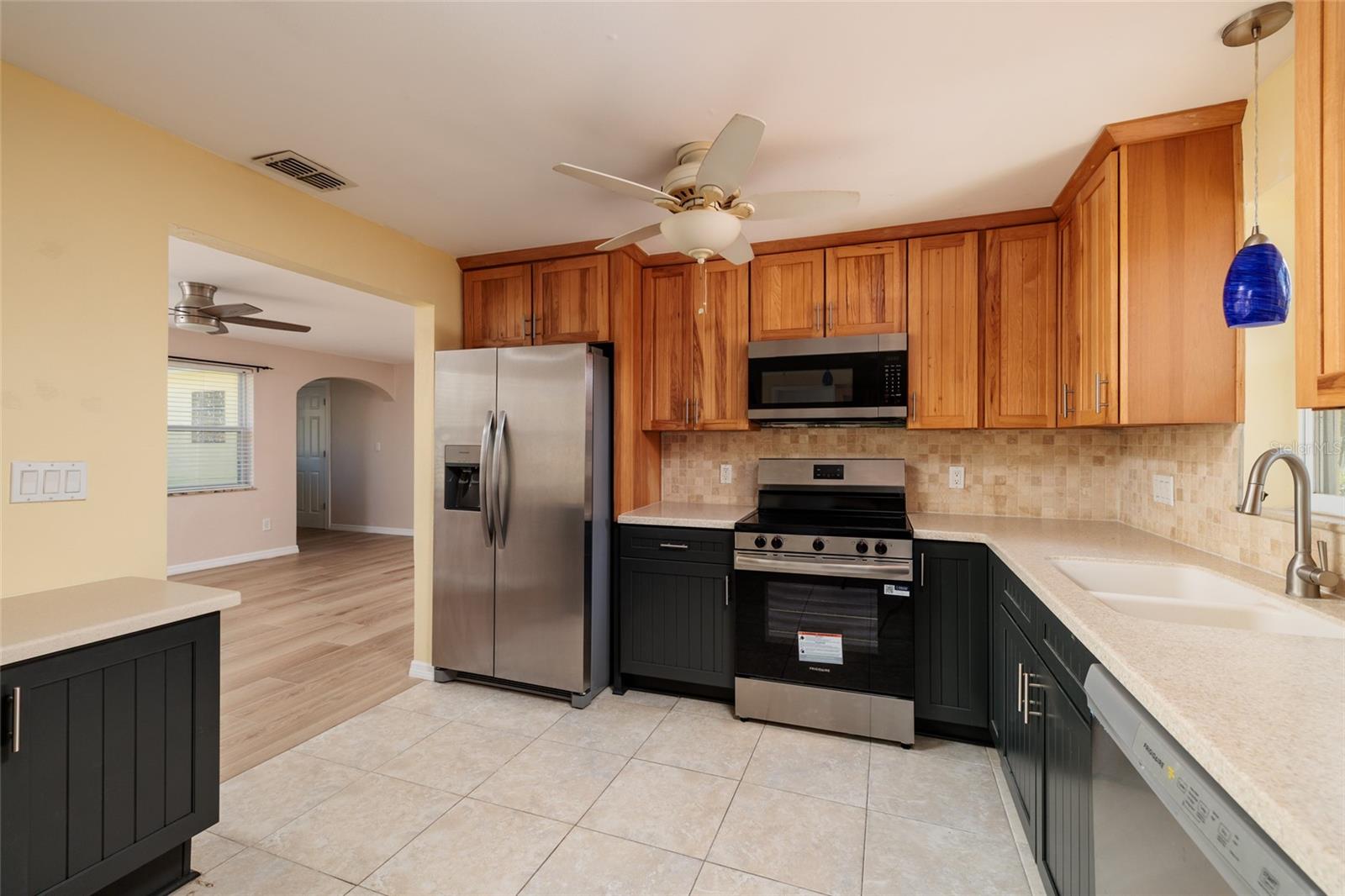 Image 15 of 46 For 4804 29th Avenue S