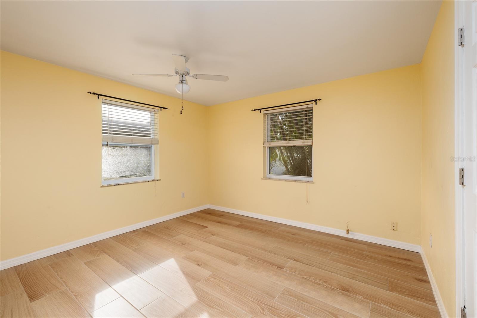 Image 18 of 46 For 4804 29th Avenue S