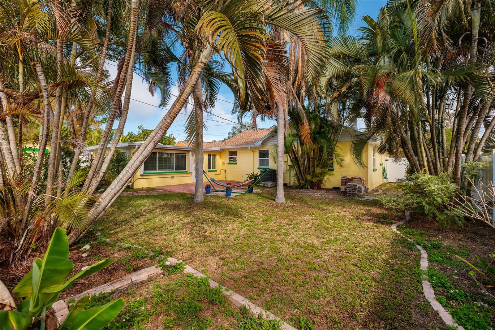 Image 28 of 46 For 4804 29th Avenue S