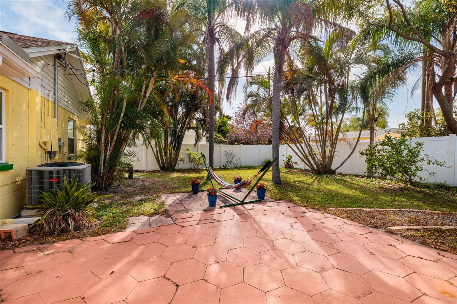 Image 29 of 46 For 4804 29th Avenue S