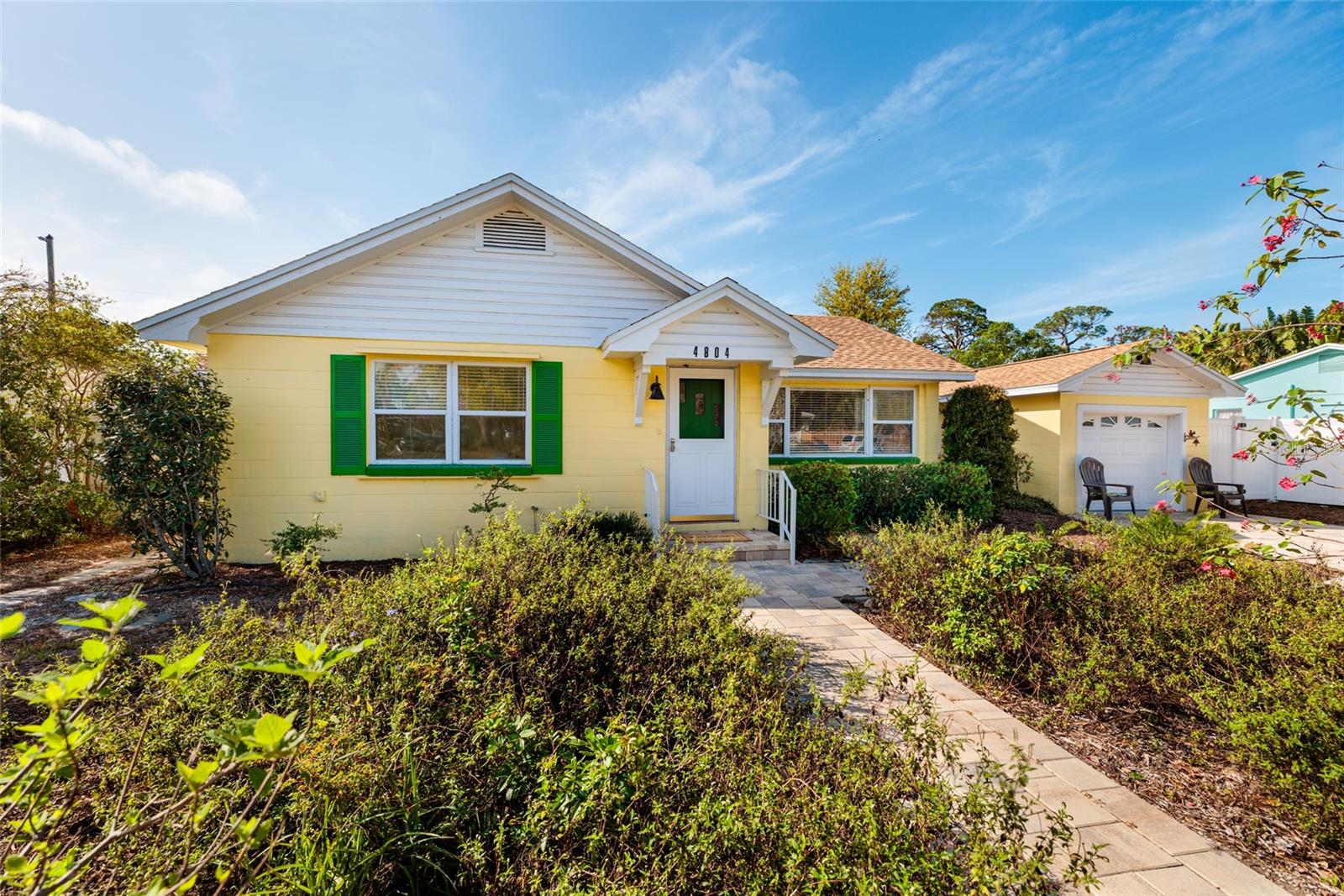 Image 8 of 46 For 4804 29th Avenue S